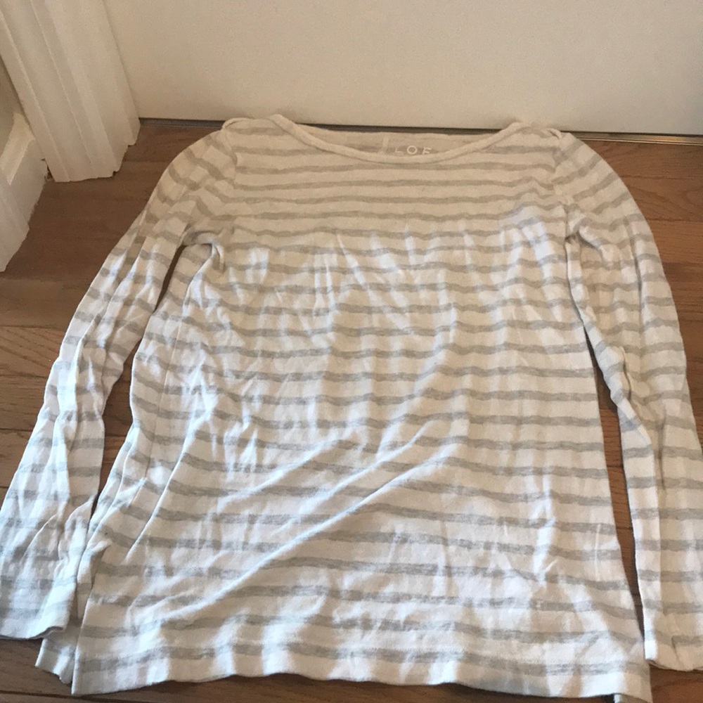 Long sleeve white and grey shirt
